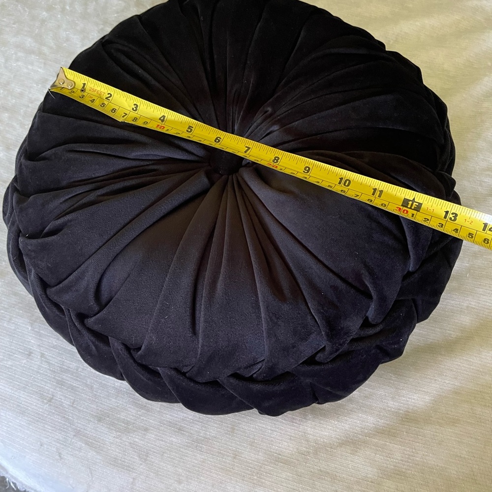 Throw pillow